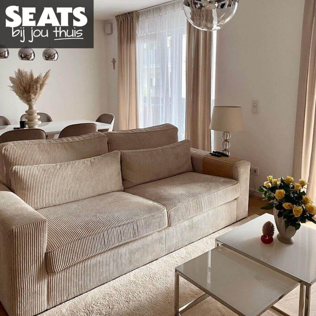 California 2-zits bank ribstof beige Seats and Sofas