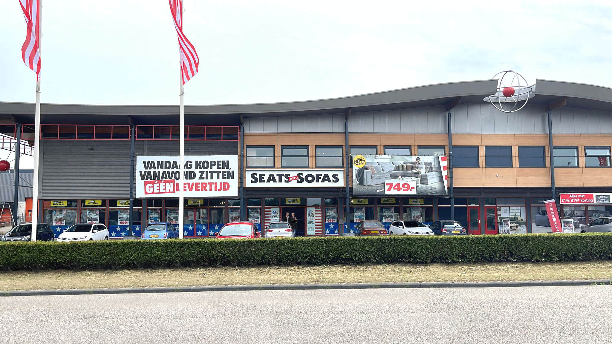 Seats and Sofas Megastore Nieuwegein