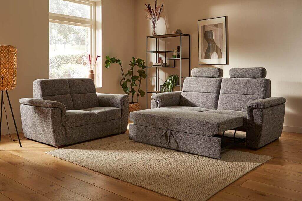 4x een slaapbank buiten de woonkamer