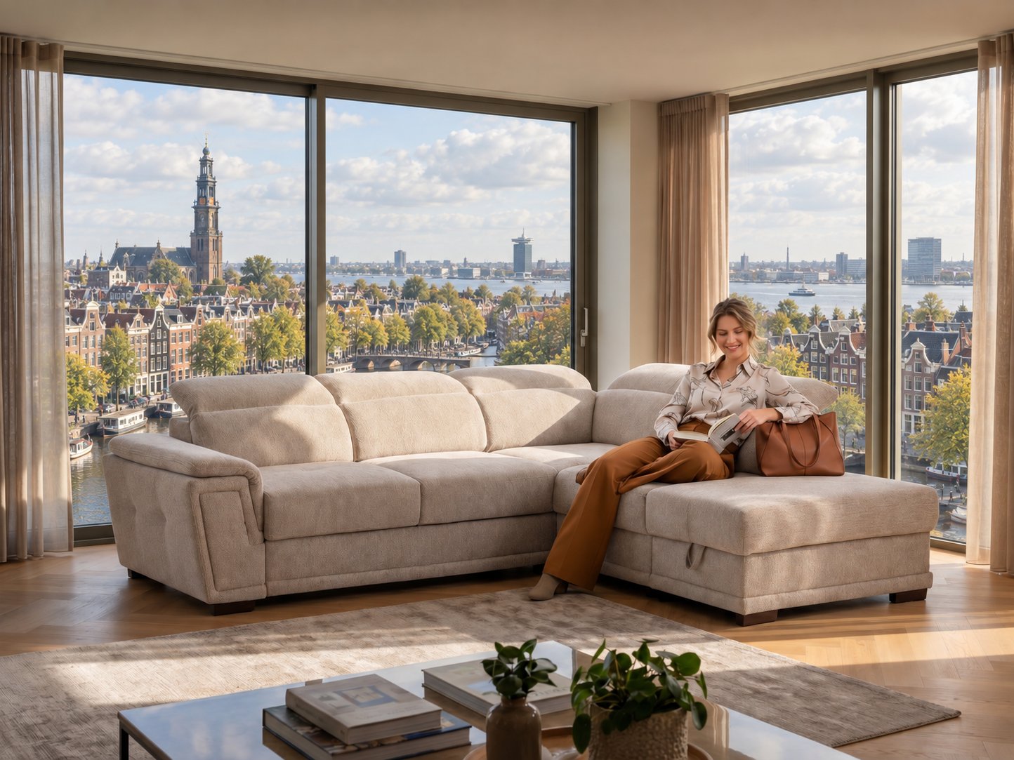 Hoekbank van Seats and Sofas met uitzicht over de grachten van Amsterdam